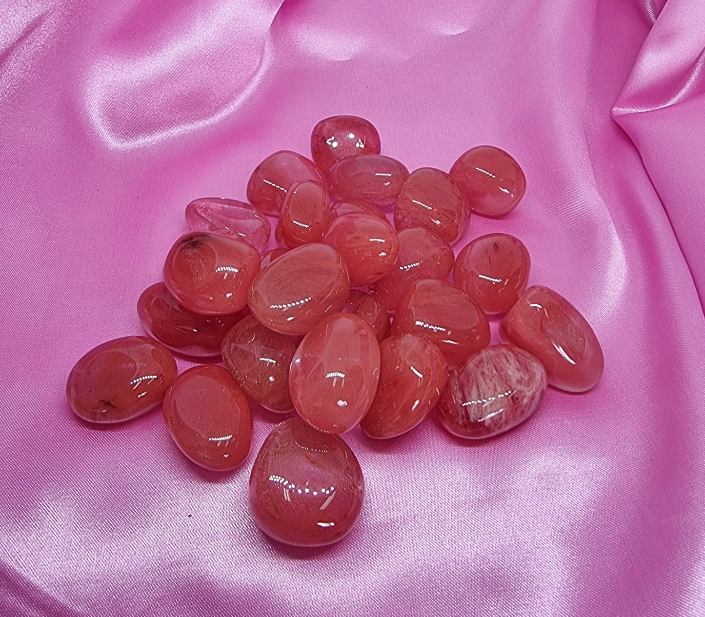 strawberry quartz sold at mind soul sync in sydney NSW.