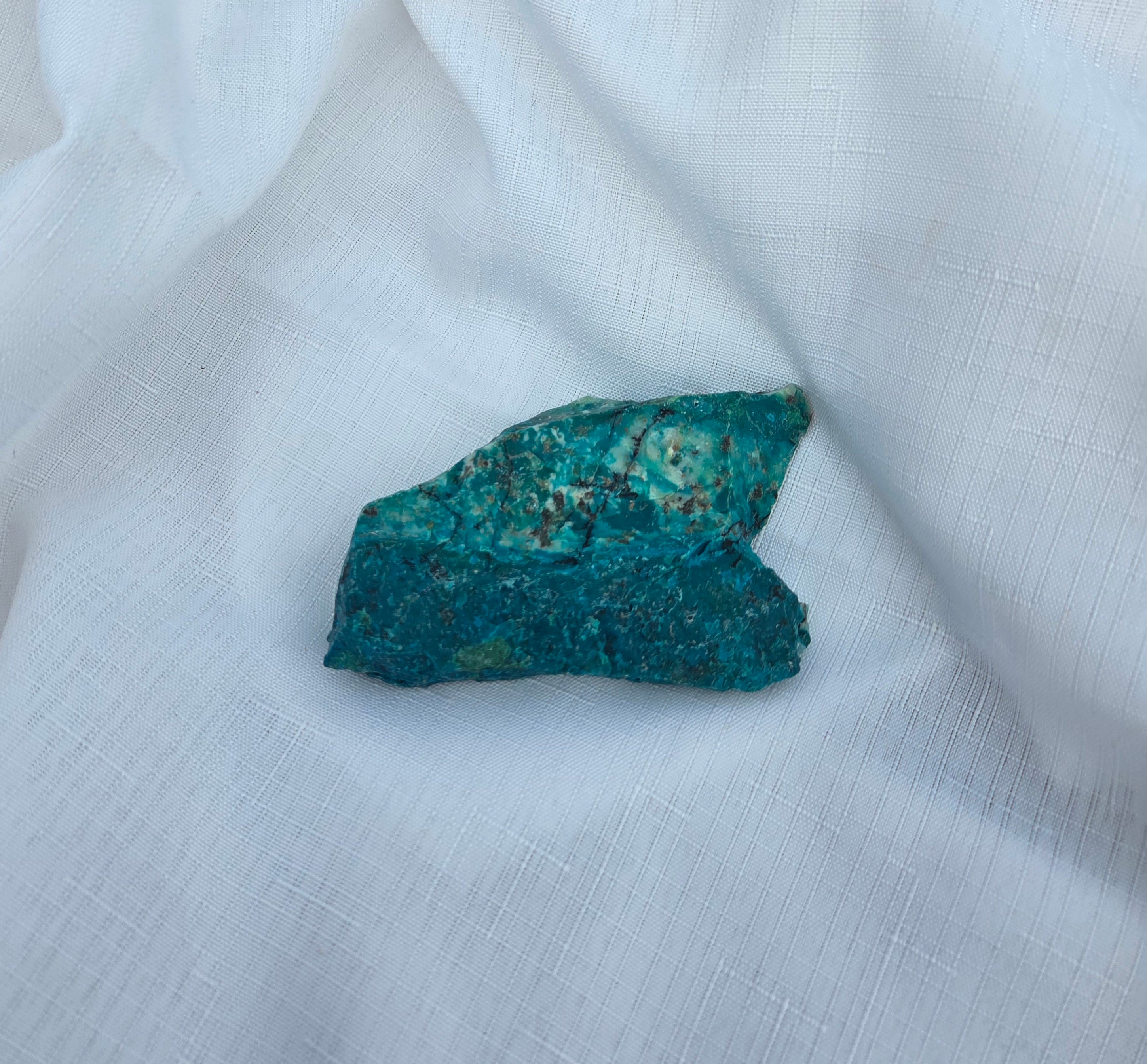 Crystal for heart chakra at crystal store mind soul sync Australia. 