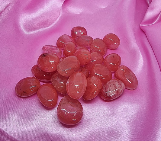 strawberry quartz sold at mind soul sync in sydney NSW.